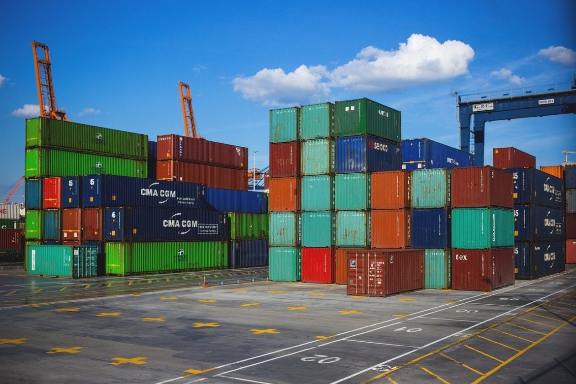 advantages of container sea transport