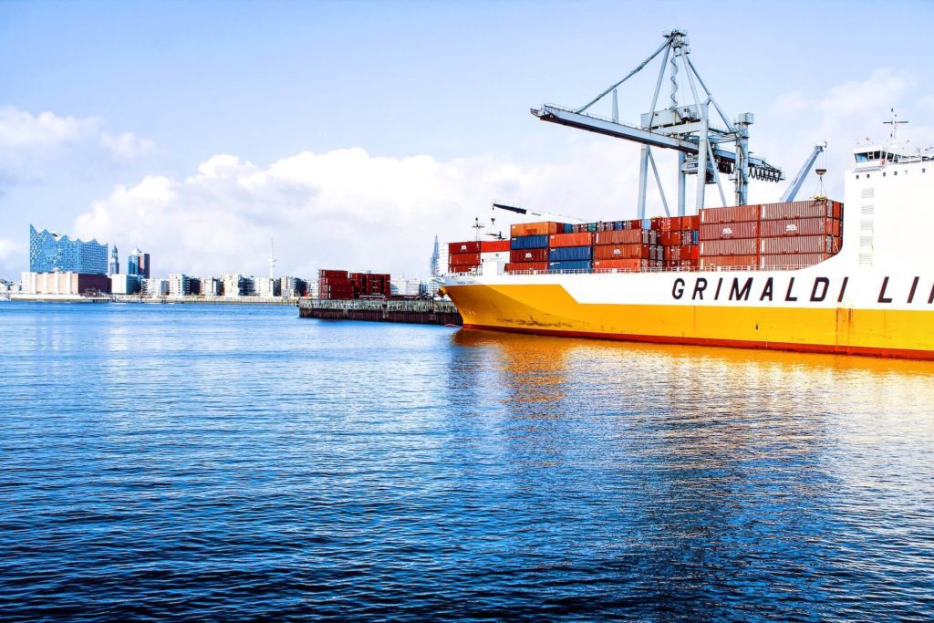yellow cargo auto shipper